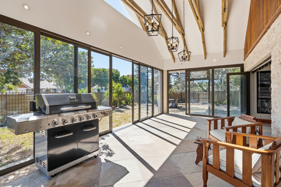 3 Bedroom Property for Sale in Pinelands Western Cape